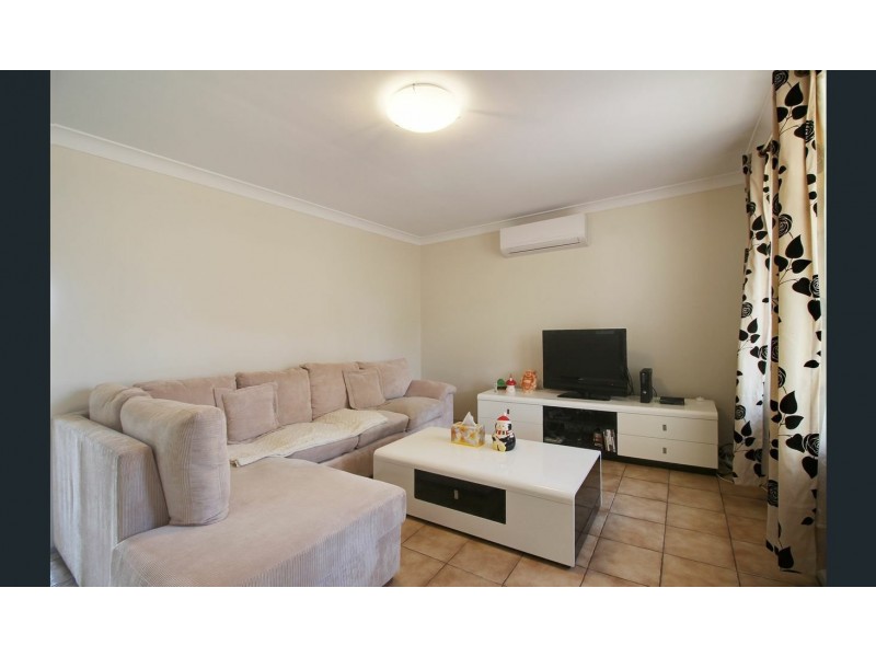 20 Thompson Place, Minto NSW 2566