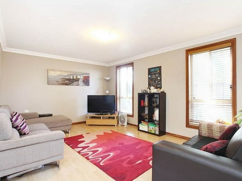 4/60 Macquarie Road, Ingleburn NSW 2565