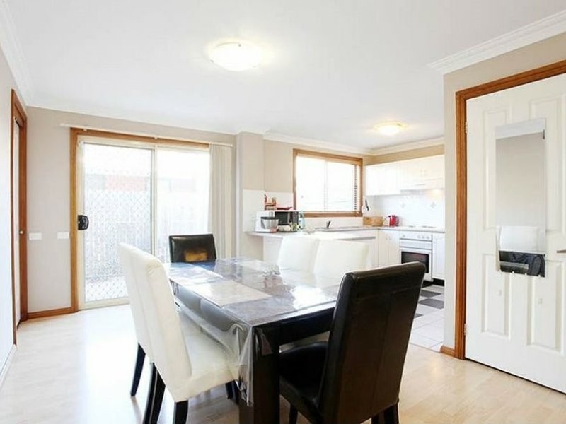 4/60 Macquarie Road, Ingleburn NSW 2565