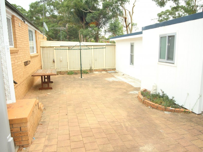 146 Helicia Road, Macquarie Fields NSW 2564