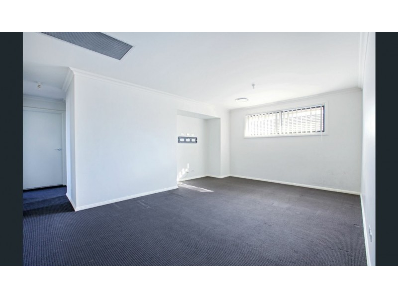 15 Pioneer Drive, Carnes Hill NSW 2171