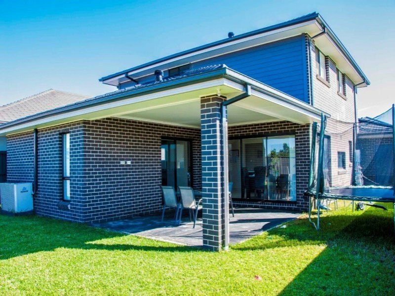 15 Pioneer Drive, Carnes Hill NSW 2171