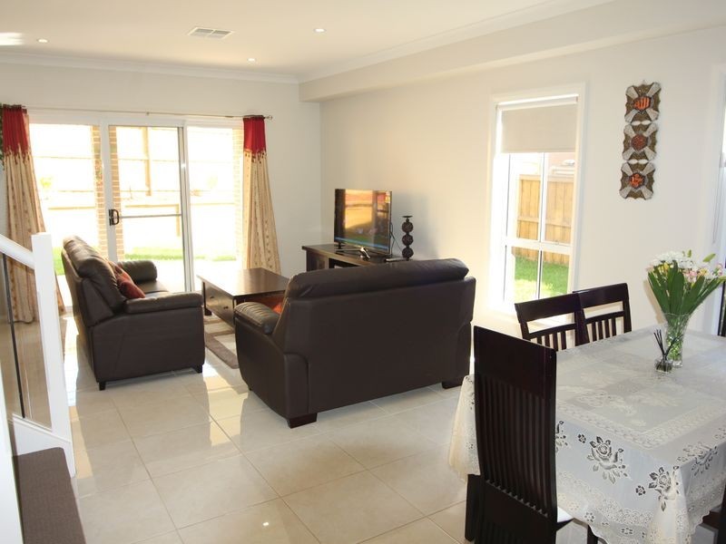 24 Mortimer Street, Minto NSW 2566