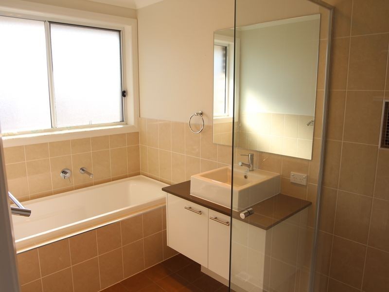 24 Mortimer Street, Minto NSW 2566