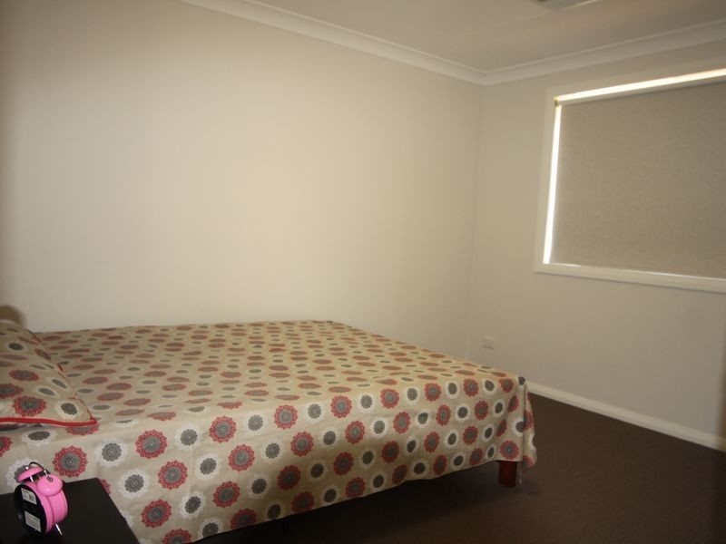 24 Mortimer Street, Minto NSW 2566