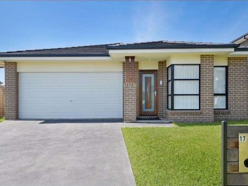 17 Pioneer Drive, Carnes Hill NSW 2171