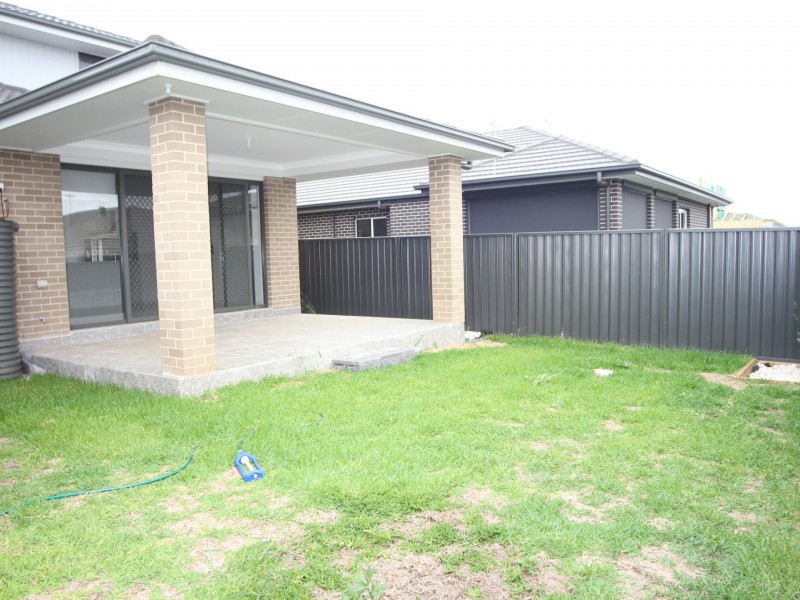 92 Jardine Drive, Edmondson Park NSW 2174