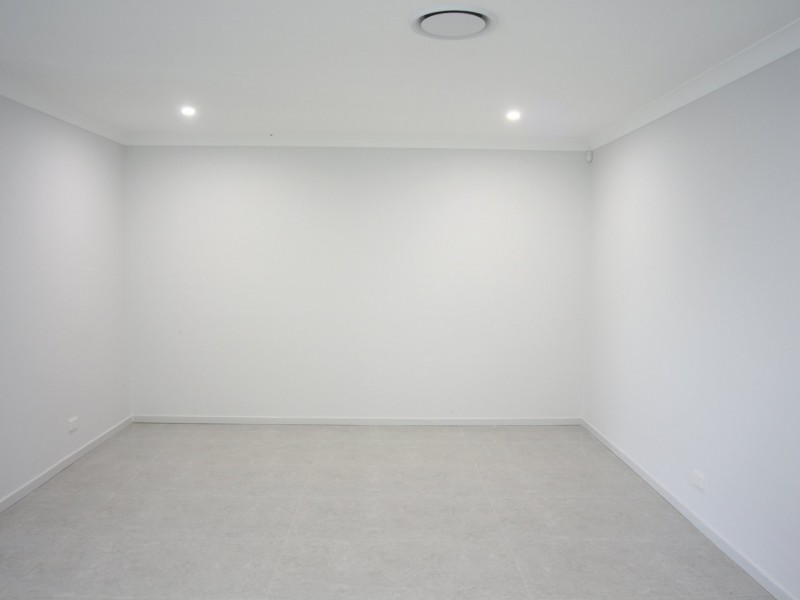 92 Jardine Drive, Edmondson Park NSW 2174