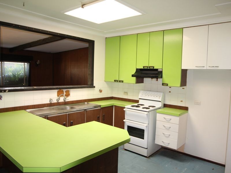 32 Pritchard Road, Macquarie Fields NSW 2564