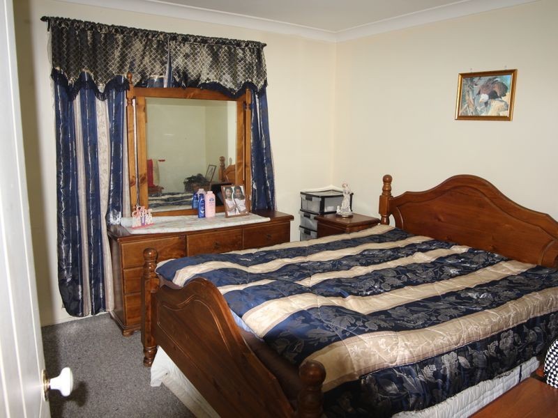 21 Glass House Boulevard, Minto NSW 2566