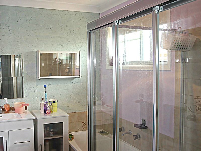 15/12 Bensley Road, Macquarie Fields NSW 2564