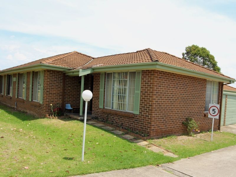 15/12 Bensley Road, Macquarie Fields NSW 2564