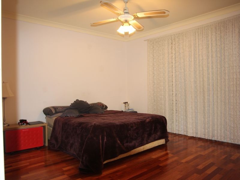 16 Blades Place, Mount Annan NSW 2567