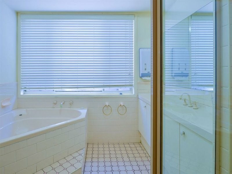 28 Oxley Street, Campbelltown NSW 2560