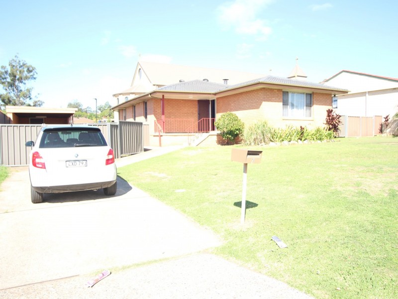 7 Pardalote Street, Ingleburn NSW 2565