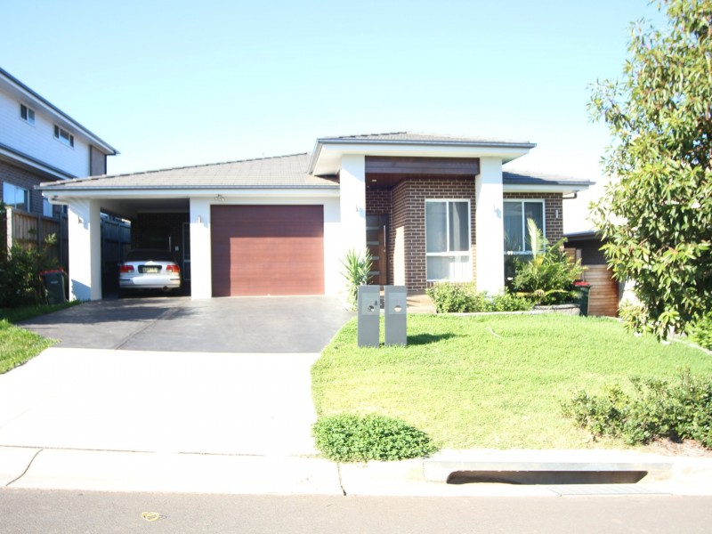 17 Australis Street, Campbelltown NSW 2560