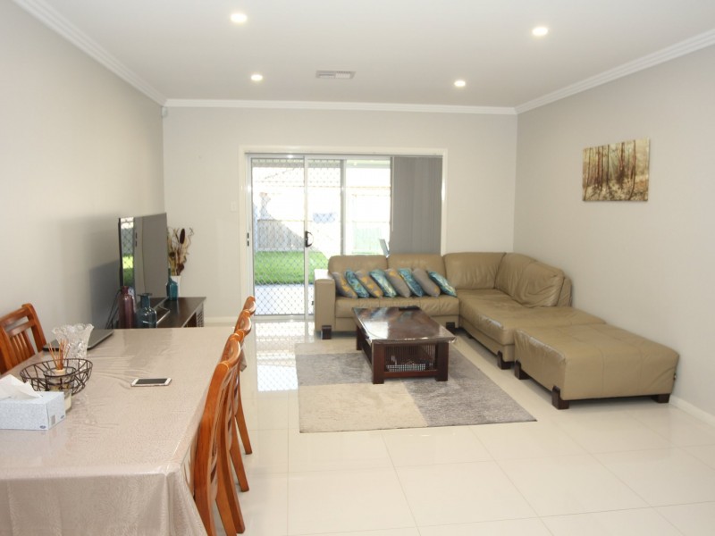 17 Australis Street, Campbelltown NSW 2560