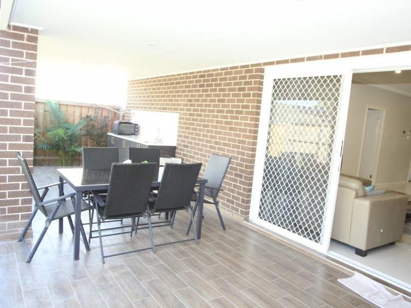 17 Australis Street, Campbelltown NSW 2560