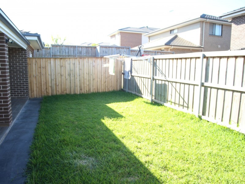 17 Australis Street, Campbelltown NSW 2560