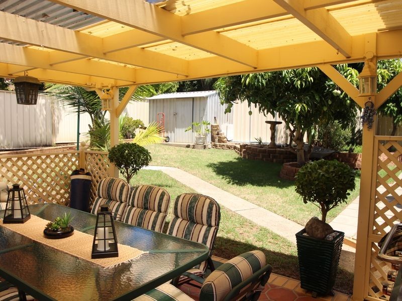 7 Emex Place, Macquarie Fields NSW 2564