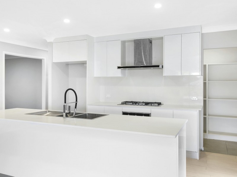 376 Riverside Drive, Airds NSW 2560