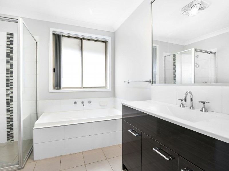 376 Riverside Drive, Airds NSW 2560