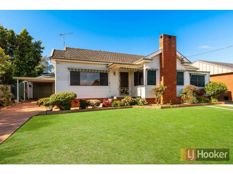18 Kent Street, Minto NSW 2566