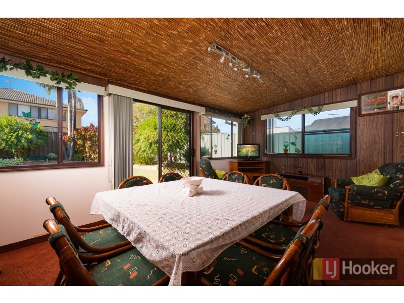 18 Kent Street, Minto NSW 2566