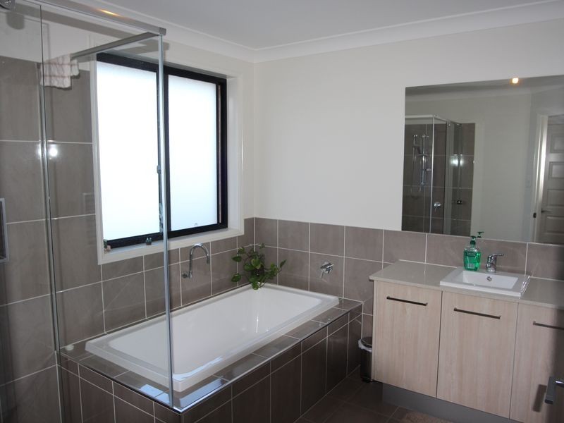 47 Gawler Avenue, Minto NSW 2566