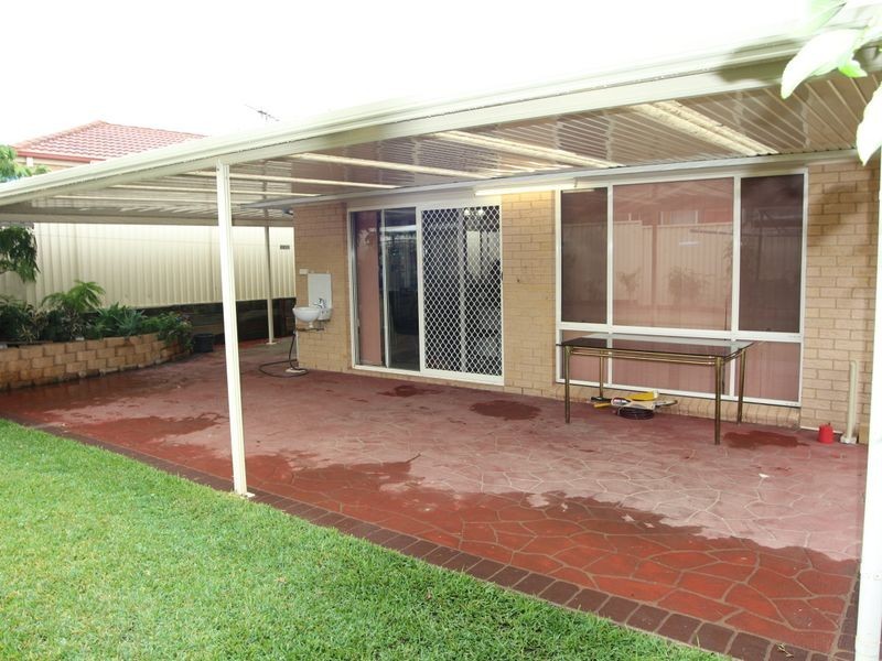 6 Zoric Close, Prestons NSW 2170