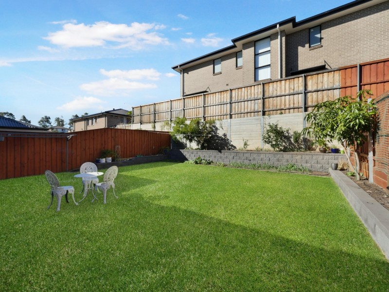 56 Elizabeth McRae Avenue, Minto NSW 2566