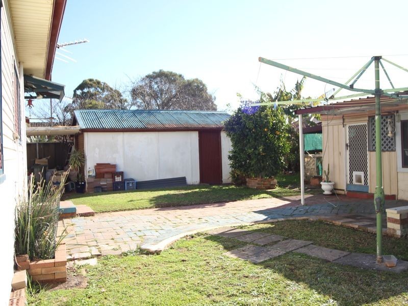 7 Cyprus Street, Macquarie Fields NSW 2564