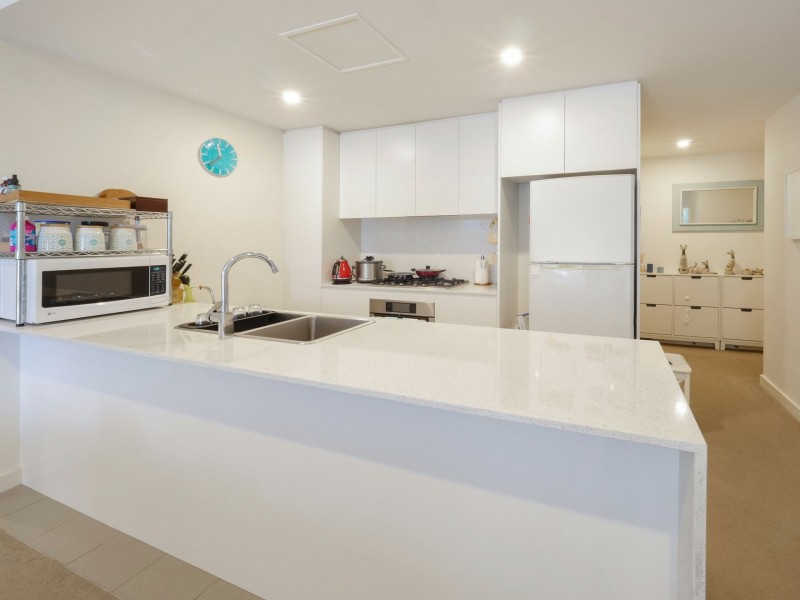 A104/2 Rowe Drive, Potts Hill NSW 2143