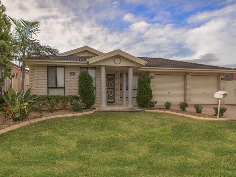 18 Michelago Circuit, Prestons NSW 2170