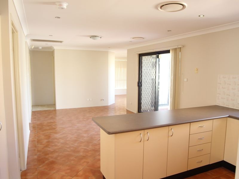 18 Michelago Circuit, Prestons NSW 2170