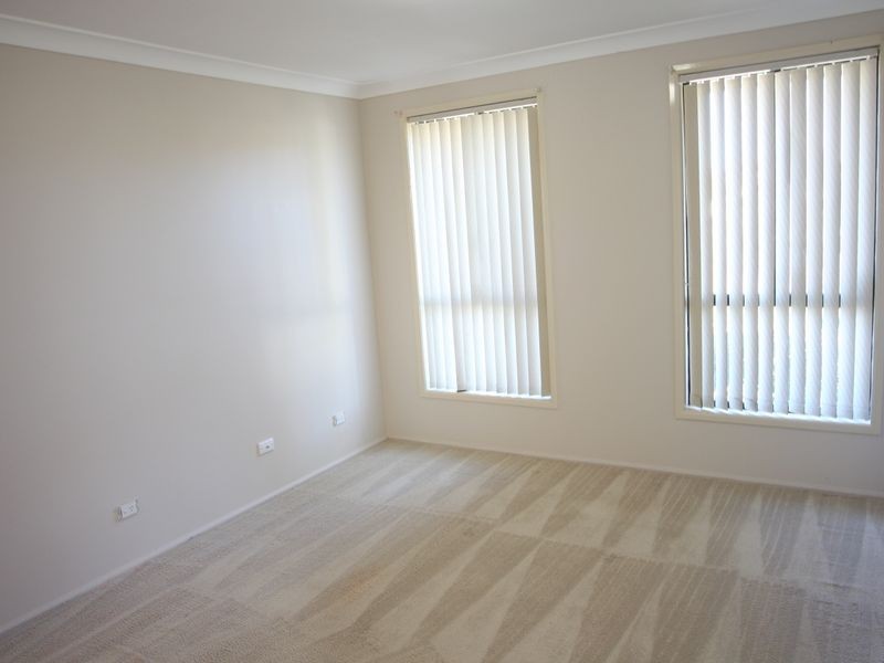 18 Michelago Circuit, Prestons NSW 2170