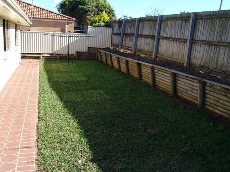 18 Michelago Circuit, Prestons NSW 2170
