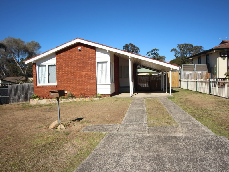 12 Coolabah Place, Macquarie Fields NSW 2564