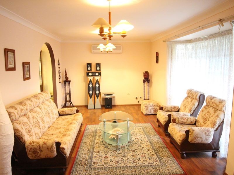 243 Harrow Road, Glenfield NSW 2167