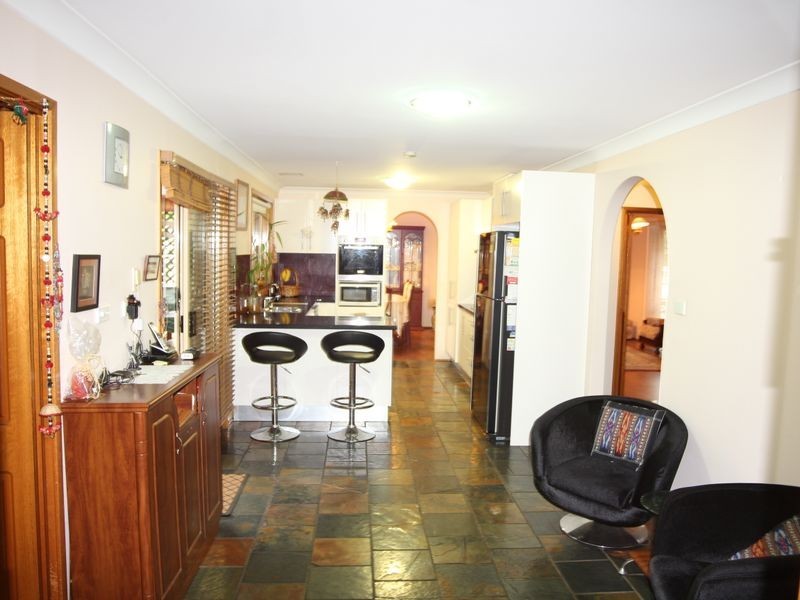 243 Harrow Road, Glenfield NSW 2167