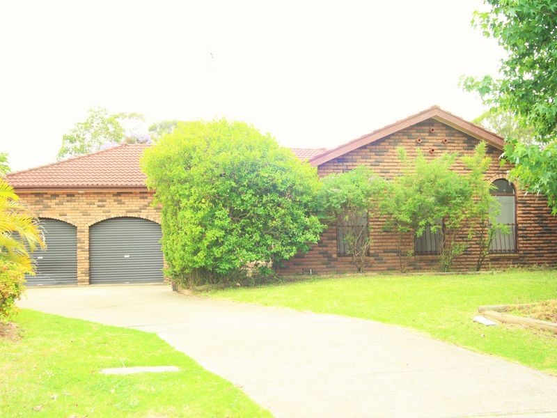 10 Boobook Pl, Ingleburn NSW 2565