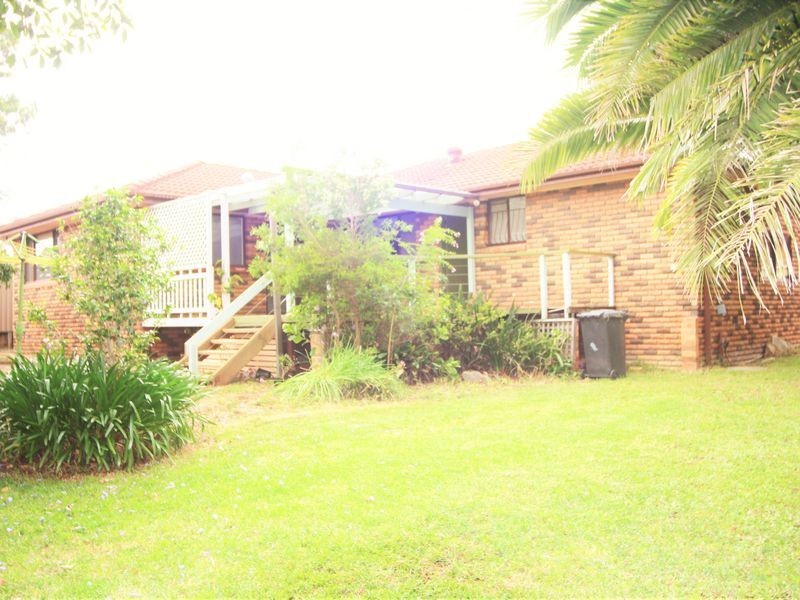 10 Boobook Pl, Ingleburn NSW 2565