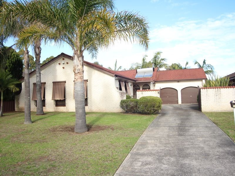 10 Spinebill Place, Ingleburn NSW 2565