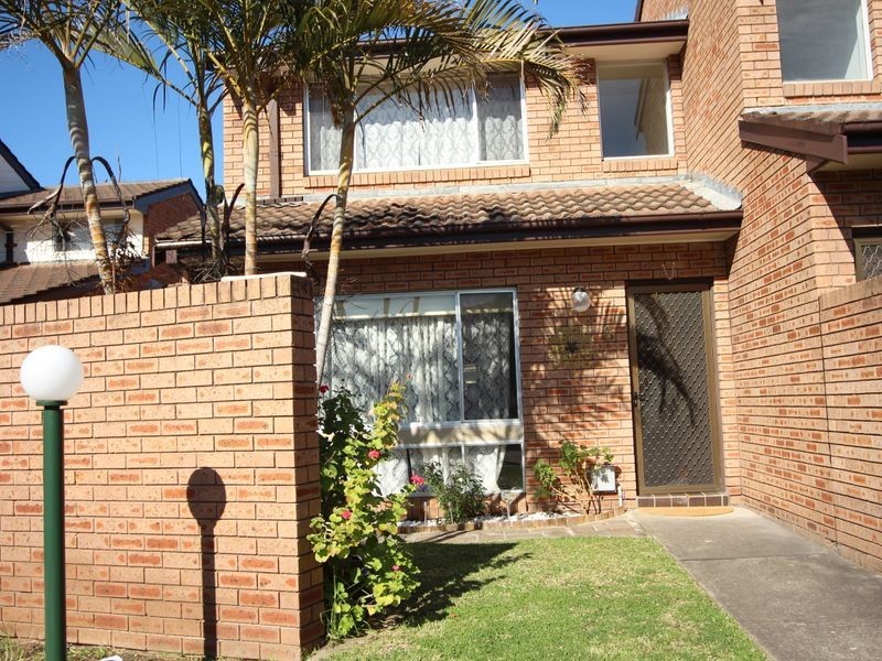 6/78 Canterbury Road, Glenfield NSW 2167