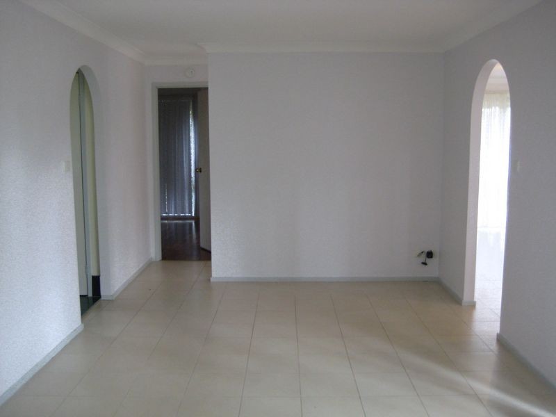 16 Blades Place, Mount Annan NSW 2567