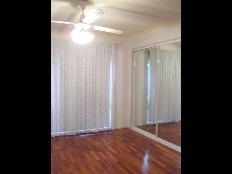 16 Blades Place, Mount Annan NSW 2567