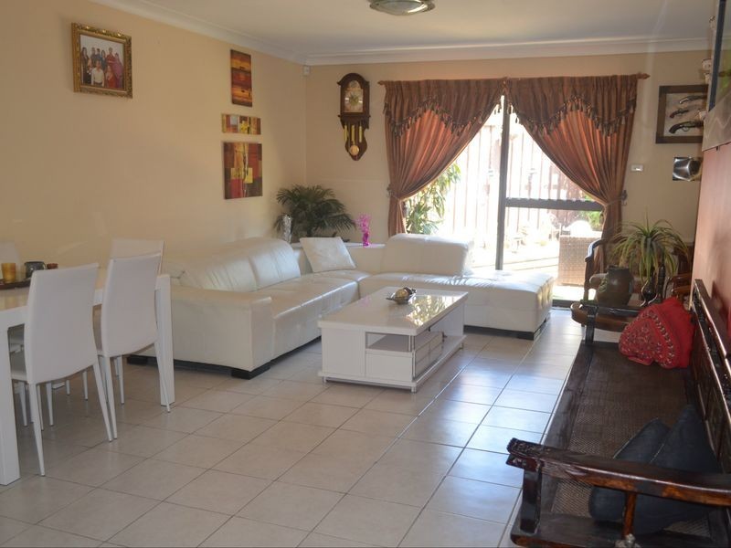 9/226 Harrow Road, Glenfield NSW 2167