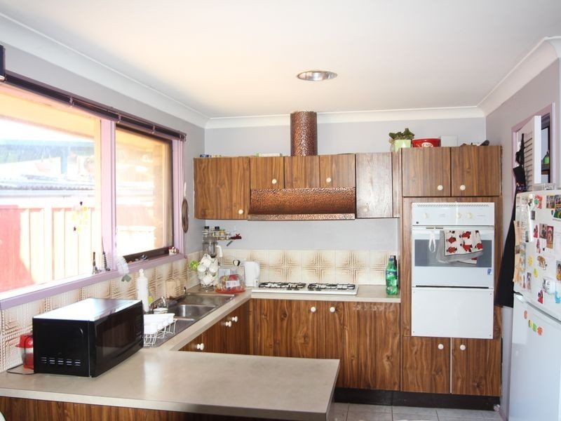 2/40-42 Gordon Avenue, Ingleburn NSW 2565