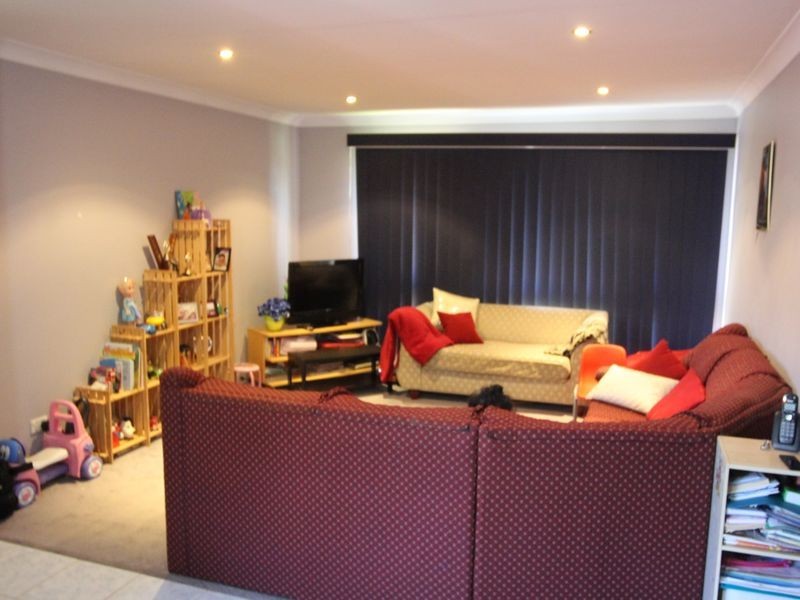 2/40-42 Gordon Avenue, Ingleburn NSW 2565