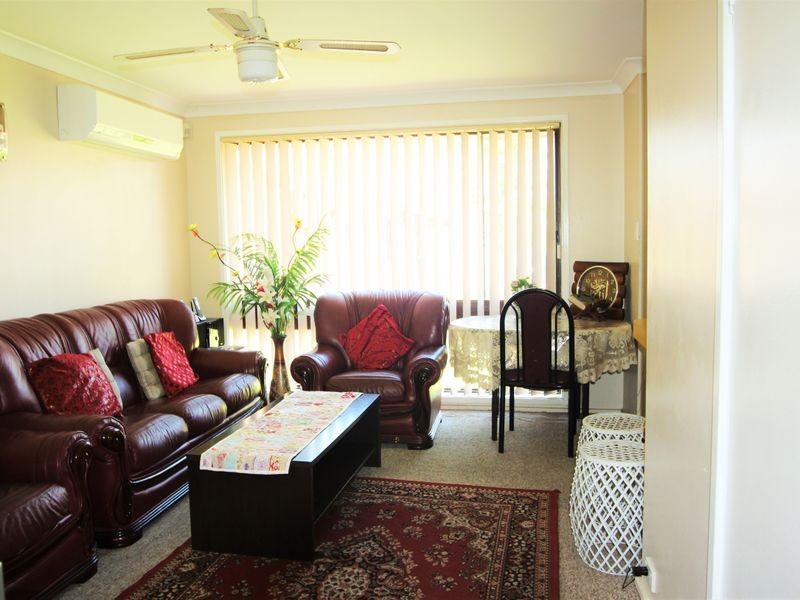 11 Amaranthus Place, Macquarie Fields NSW 2564